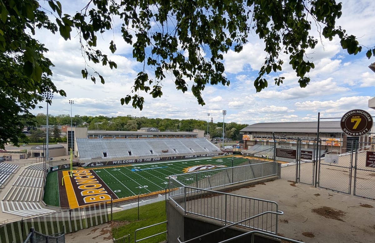 Western Michigan Hockey to host outdoor game vs. Michigan in 2027